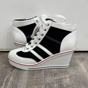 Harley Quinn Suicide Squad Costume 3” wedge Shoes 8